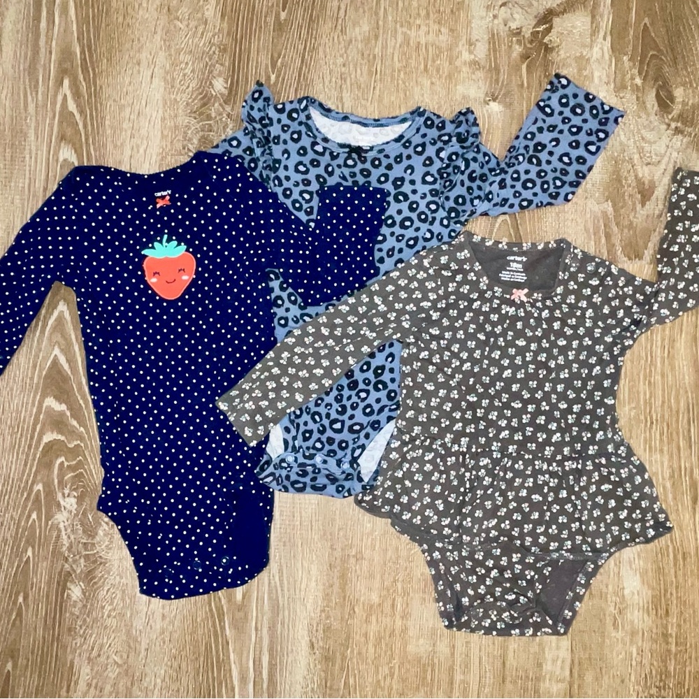 Carter’s 18mo. Long sleeve Onesie Bundle